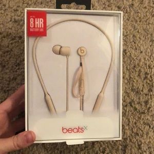 “matte gold” beats headphones